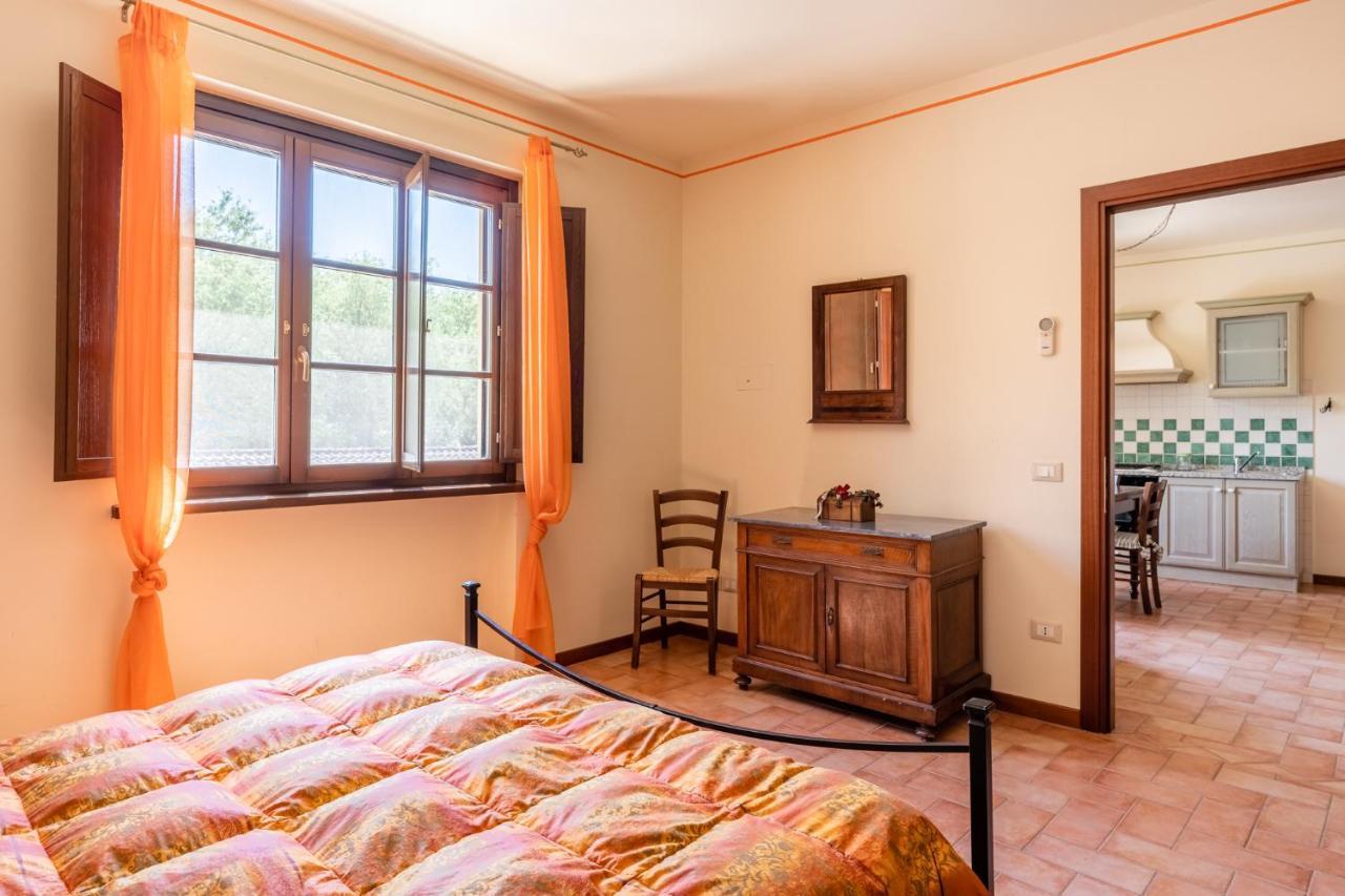 Willa Casolare Dei Fiori - Mughetto Montecarlo Zewnętrze zdjęcie